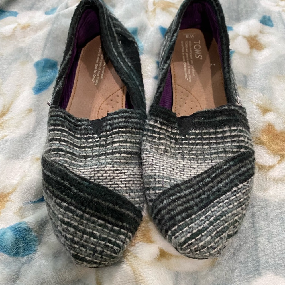 Toms